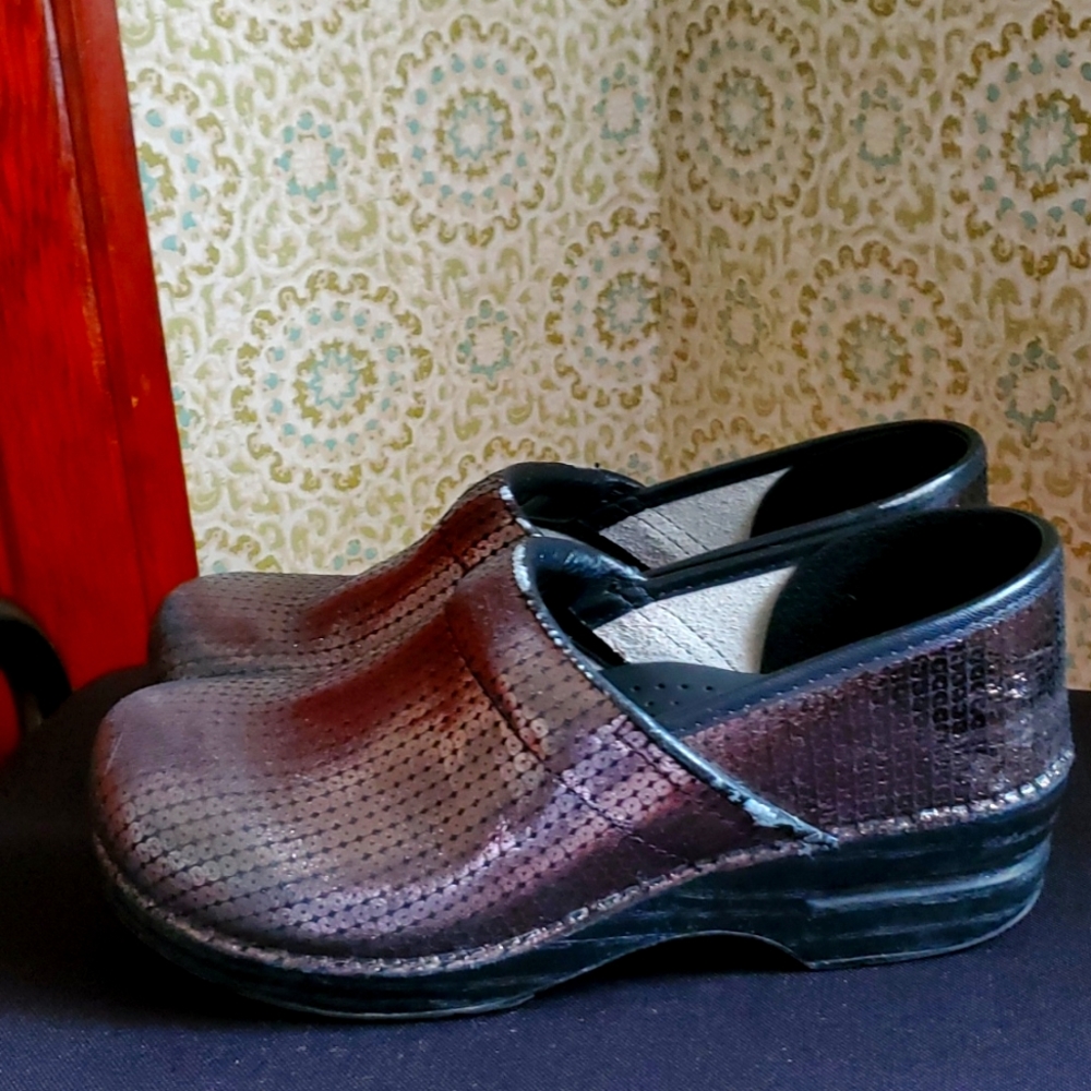 Classic Dansko Clogs - Size 40